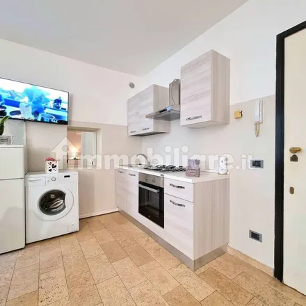 Image 4 - Manila Grace, Via Broseta 44, 24122 Bergamo BG, Italy - Apartment for rent