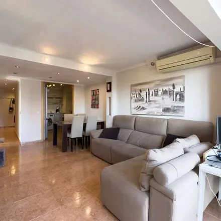 Rent this 3 bed apartment on Complex esportiu La Pau in Carrer de l'Empordà, 08001 Barcelona