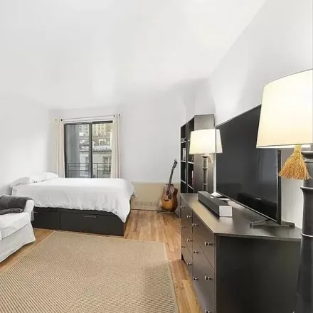 Rent this studio apartment on 343 East 76th Street in New York, NY 10021