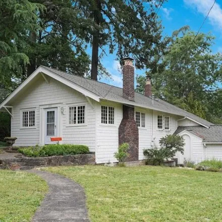Buy this 3 bed house on 1357 Northwest Alta Vista Drive in Corvallis, OR 97330
