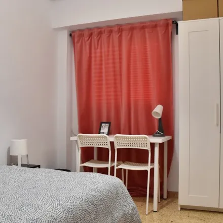 Rent this 8 bed room on Hospital Casa de la Salud in Carrer d'Abén Al-Abbar, 46021 Valencia