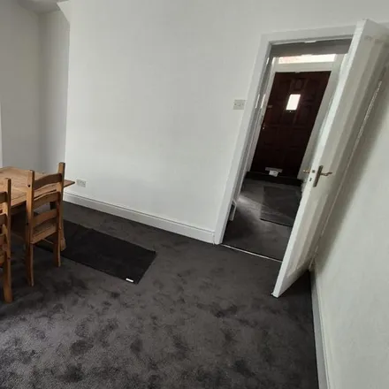 Image 4 - 21 Wincombe Street, Manchester, M14 7PT, United Kingdom - Townhouse for rent