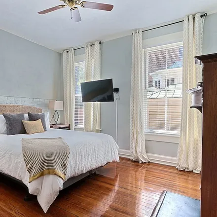 Rent this 3 bed apartment on Savannah