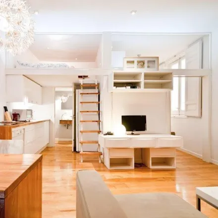 Rent this 2 bed apartment on Madrid in Parapark, Calle de la Manzana