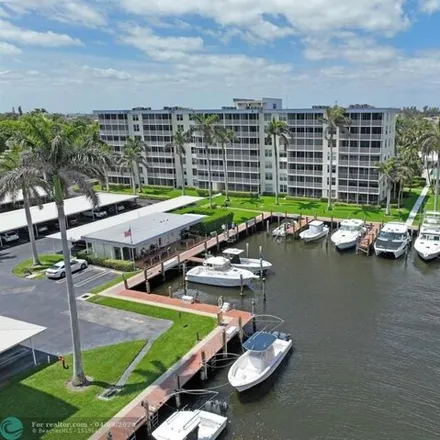 Buy this 2 bed condo on 99 Harbourside Drive in Delray Beach, FL 33483