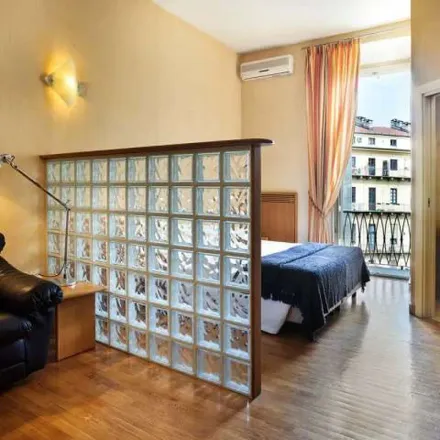 Image 4 - Piazza Giuseppe Luigi Lagrange 1h, 10123 Turin TO, Italy - Apartment for rent