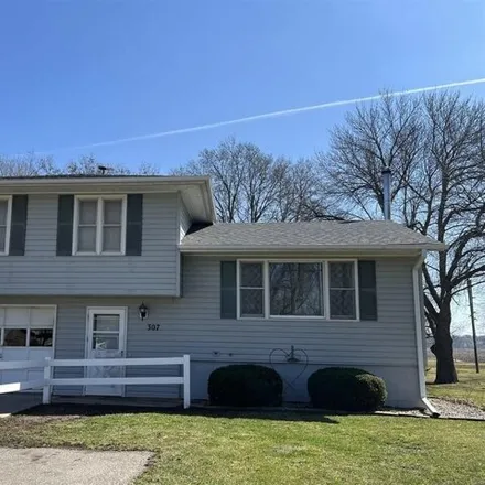 Buy this 3 bed house on 305 2nd Street South in Dakota City, IA 50529