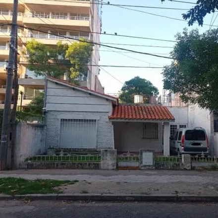Image 2 - Olivé 948, Domingo Faustino Sarmiento, Rosario, Argentina - House for sale