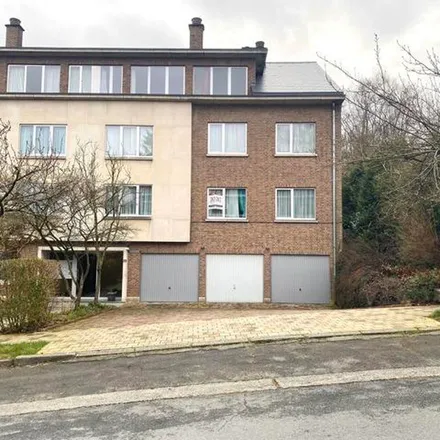 Rent this 2 bed apartment on Drève des Équipages - Jachtstoetdreef 55 in 1170 Watermael-Boitsfort - Watermaal-Bosvoorde, Belgium