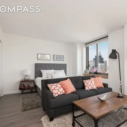 Rent this studio house on The Magellan in 35 West 33rd Street, New York