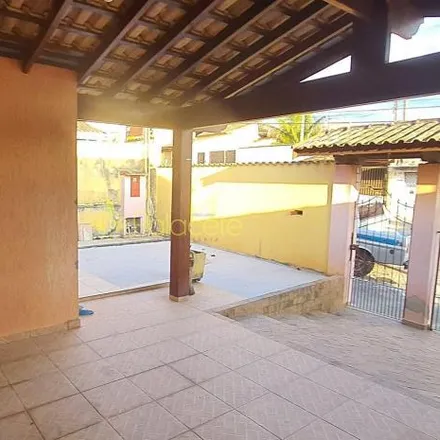 Rent this 3 bed house on Rua Joviano Bernardes in Vila Nair, Pindamonhangaba - SP