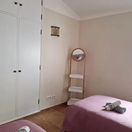 Rent this 2 bed apartment on Ciclovia da Baía de São Martinho do Porto in 2460-069 São Martinho do Porto, Portugal