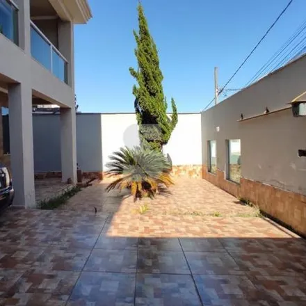 Buy this 4 bed house on Rua Paris in Sede, Contagem - MG