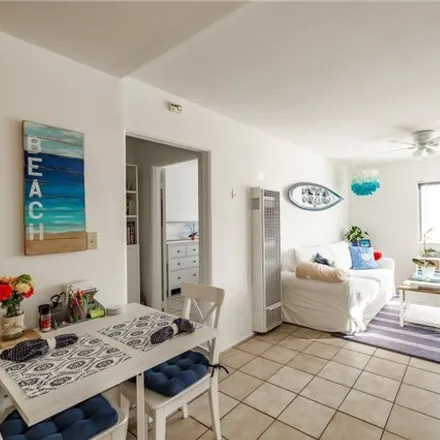 Image 7 - 420 33rd Place, Hermosa Beach, CA 90254, USA - Apartment for sale