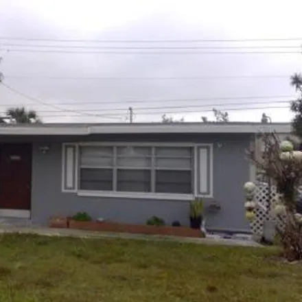 Buy this 3 bed house on 2652 Ashwood Street in Fort Myers, FL 33901