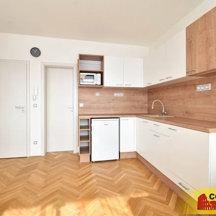 Image 3 - Hlinky 37/96, 603 00 Brno, Czechia - Apartment for rent