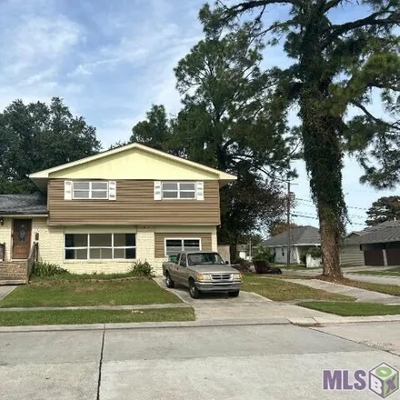 Buy this 3 bed house on 6301 Boutall Street in Metairie, LA 70003