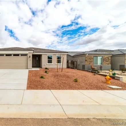 Buy this 3 bed house on 5257 Golden Eagle Circle in Kingman, AZ 86409