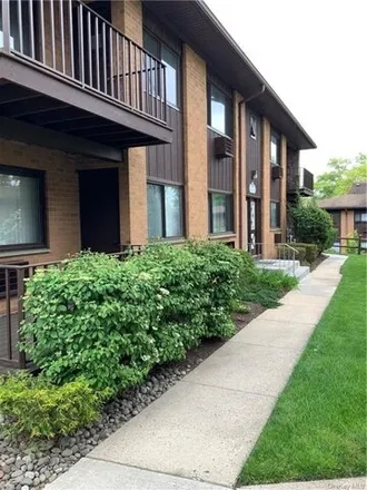 Rent this 1 bed condo on 3 West Lawrence Park Drive in Village of Piermont, Orangetown