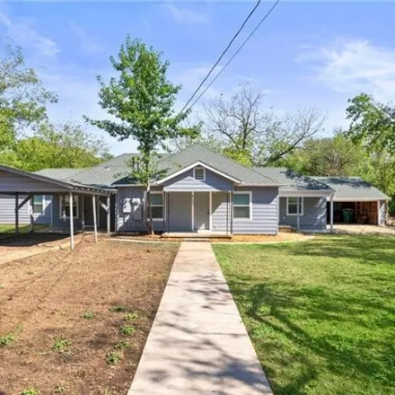 Rent this 1 bed house on 262 West 13th Avenue in Belton, TX 76513