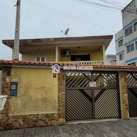 Buy this 3 bed house on Rua Álvarez de Azevedo in Solemar, Praia Grande - SP
