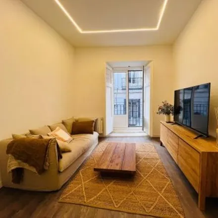 Rent this 2 bed apartment on Calle de Lope de Vega in 12, 28014 Madrid