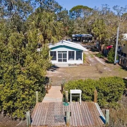 Image 1 - Cook's Seafood, 1133 Whiddon Avenue, Cedar Key, FL 32625, USA - House for sale