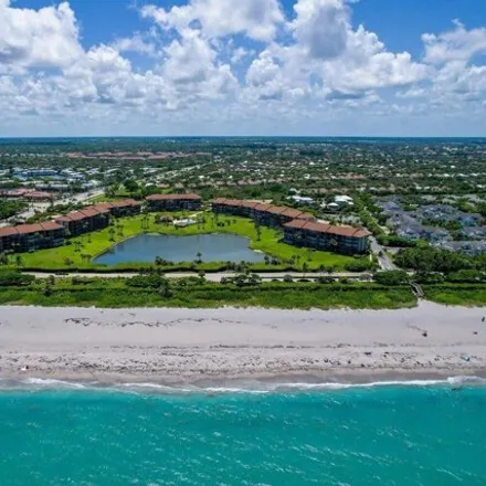 Image 3 - Beach Parking, South Seas Drive, Jupiter, FL 33477, USA - Condo for rent