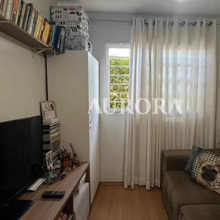 Buy this 2 bed apartment on Avenida Winston Churchill in Ouro Verde, Londrina - PR