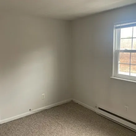 Image 3 - 96 Richardson Road, Chelmsford, MA 01863, USA - Apartment for rent