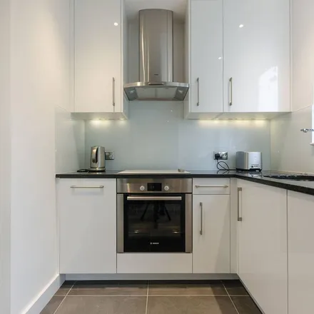 Image 5 - 119 Haverstock Hill, Maitland Park, London, NW3 4RY, United Kingdom - Apartment for rent