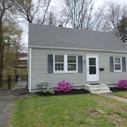 Buy this 4 bed house on Parkade Shopping Center in 98 Middle Turnpike West, Manchester