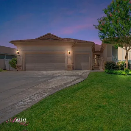 Buy this 2 bed house on 5910 Park Place Drive in Bakersfield, CA 93306