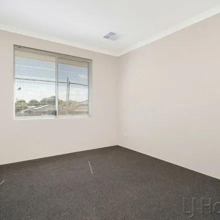 Image 9 - Montrose Street, Lynwood WA 6147, Australia - Apartment for rent