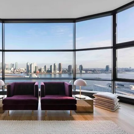 Rent this 3 bed condo on 50 United Nations Plaza in 1st Avenue Tunnel, New York