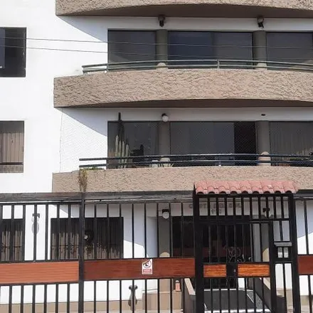Rent this 2 bed apartment on Kinder Cristo Mi Amigo in Calle San Martín 141, San Miguel