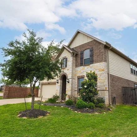 Rent this 4 bed apartment on Wildwood Park Road in Fort Bend County, TX 77469