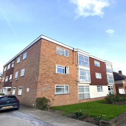 Image 1 - Canvey Road, Leigh on Sea, SS9 2PA, United Kingdom - Apartment for rent