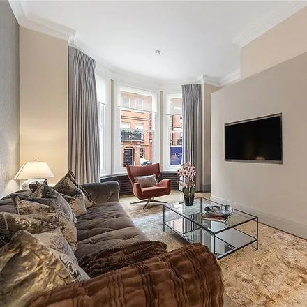 Image 1 - 45 Egerton Gardens, London, SW3 2BY, United Kingdom - Apartment for rent