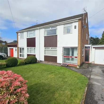 Buy this 3 bed duplex on Carol Drive in Heswall, CH60 2TA