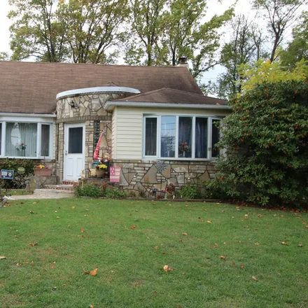 Image 2 - 1741 Highland Avenue, Parkland, Middletown Township, PA 19047, USA - House for sale