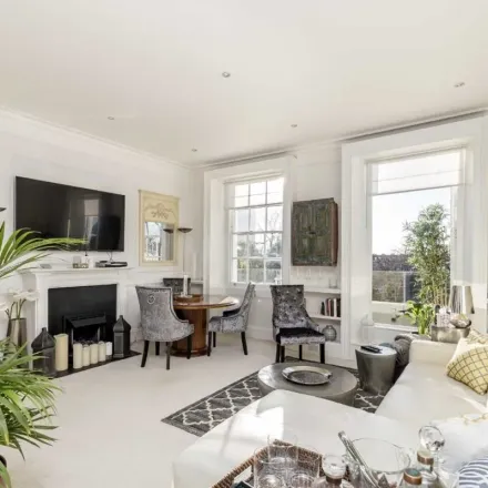 Image 8 - 149 Hamilton Terrace, London, NW8 9QS, United Kingdom - Apartment for rent