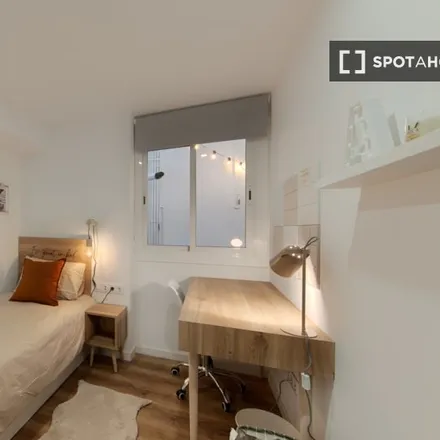 Rent this 3 bed room on Carrer de Sicília in 203, 08001 Barcelona