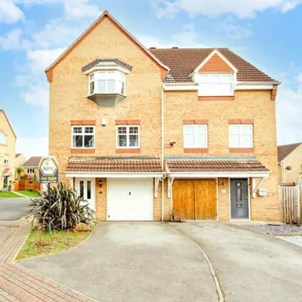 Buy this 3 bed townhouse on Byram Court in Doncaster, DN4 8GD