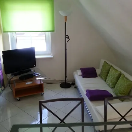Rent this 2 bed apartment on Osterbronnstraße 38 in 70565 Stuttgart, Germany