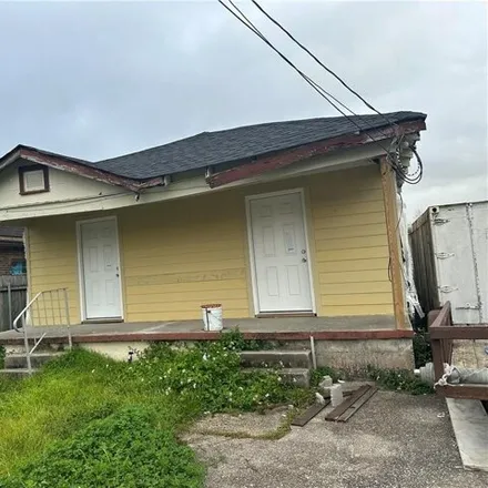 Buy this 4 bed house on 1552 Marshall Drive in Walkertown, Marrero