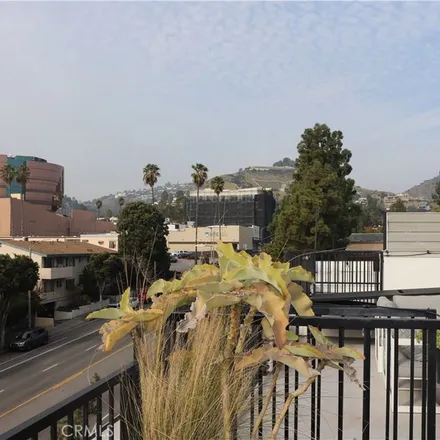 Rent this 3 bed apartment on 1334;1336 North Fairfax Avenue in West Hollywood, CA 90046
