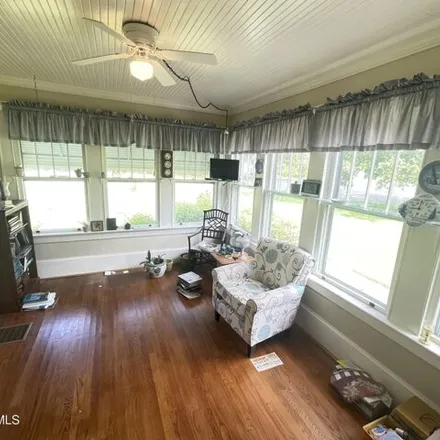 Image 9 - 111 Old Seven Springs Road, Mount Olive, NC 28365, USA - House for sale