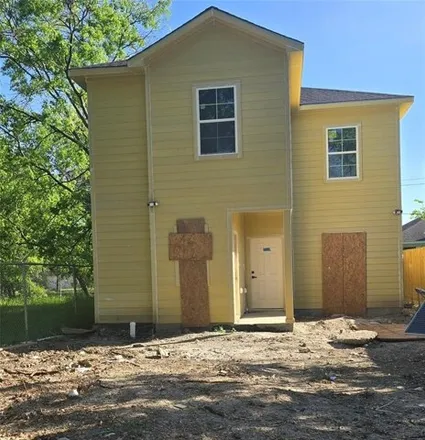 Buy this 4 bed house on 3408 Bremond Street in Houston, TX 77004