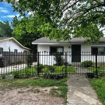 Buy this 2 bed house on 377 Cantrell Drive in San Antonio, TX 78221